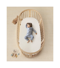 Stokke Sleepi Bed Natural with Mattress and White Fitted Sheet Bundle