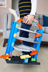Hotwheels Jump & Drop Garage