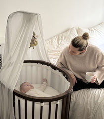 Stokke Sleepi Mini Warm Brown with Extension Mattress and Fitted Sheet Bundle