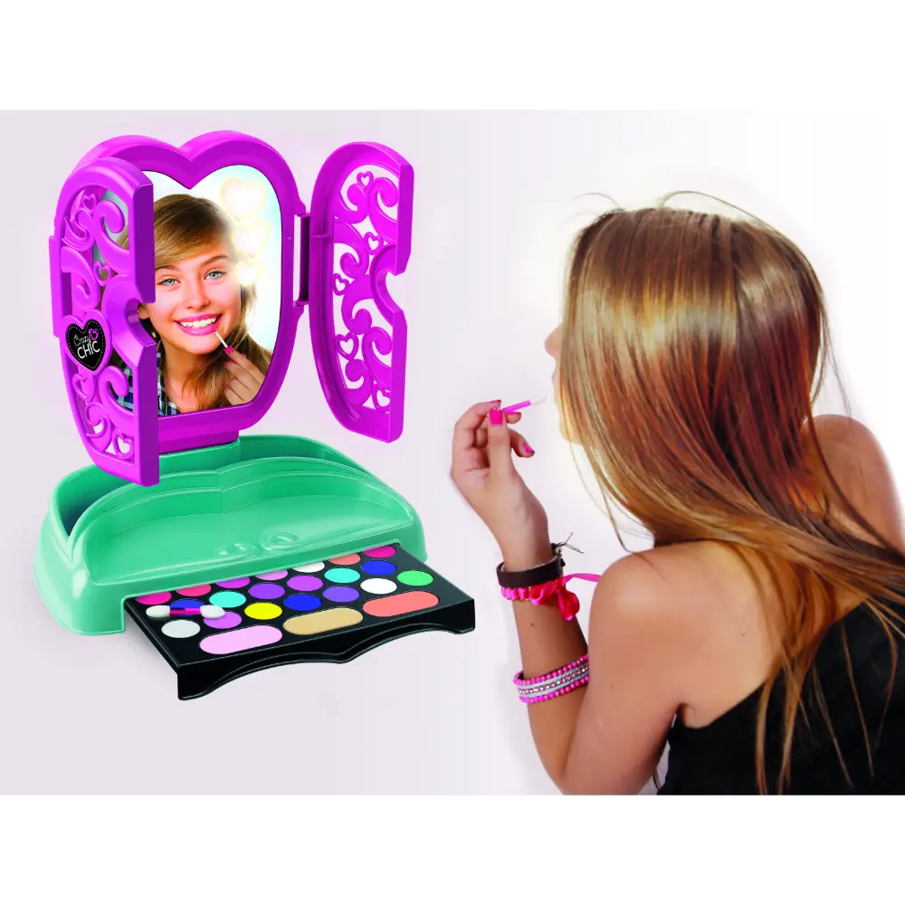 Clementoni Crazychic Mirror Make Up Battery Operated