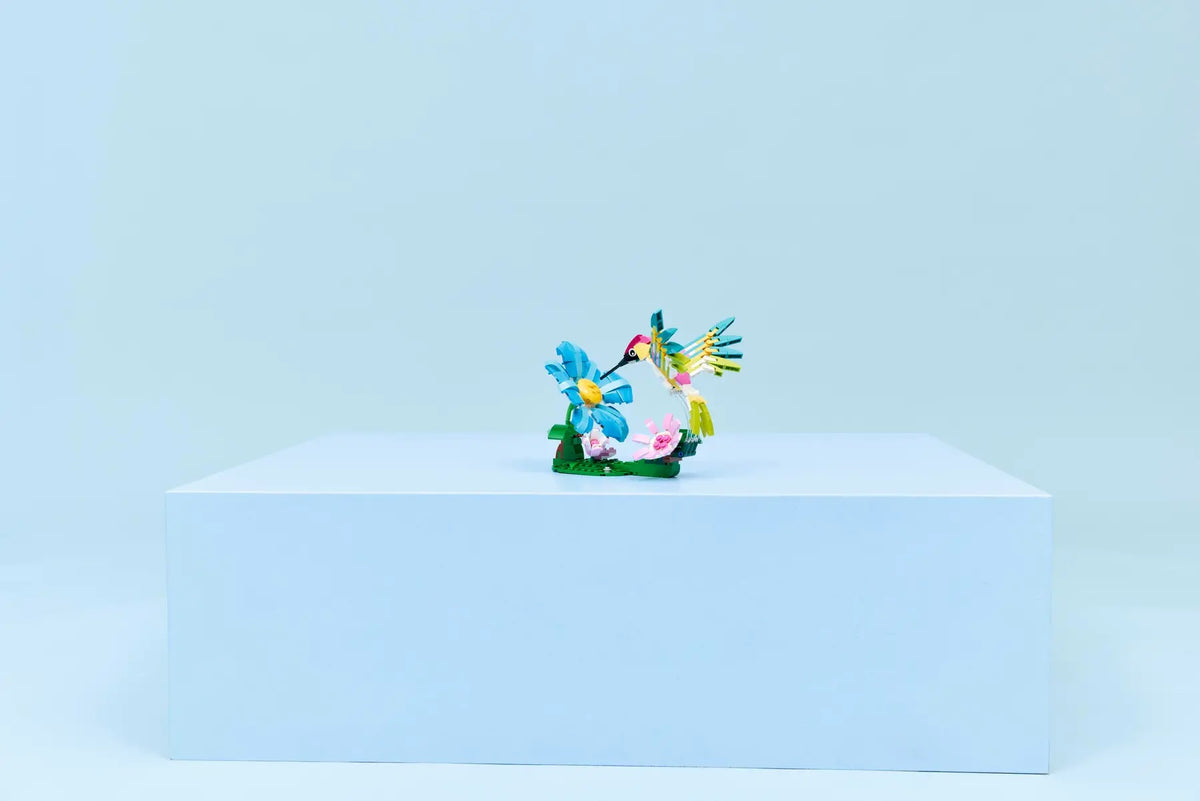 Lego Creator Wild Animals: Colorful Hummingbird