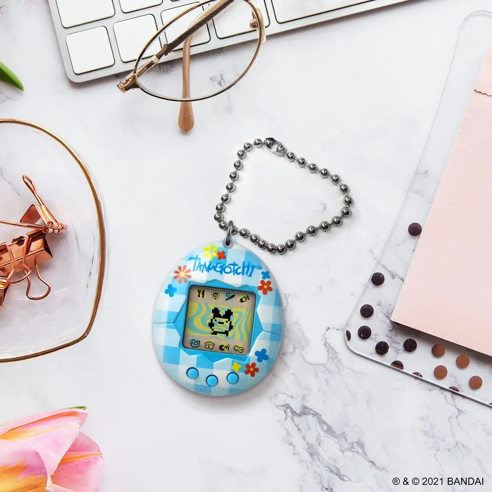 Tamagotchi Original Flower Gingham Battery Operated