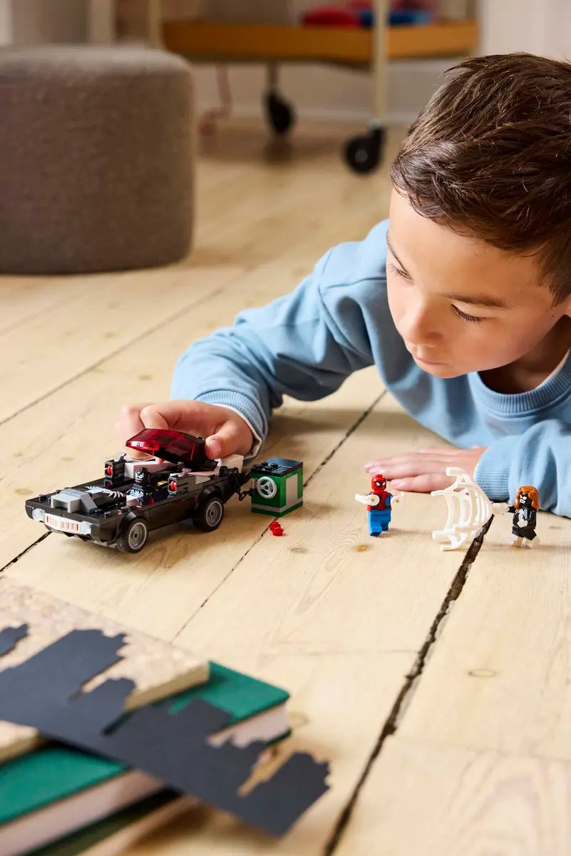 Lego Spiderman vs Venom Muscle Car 76309