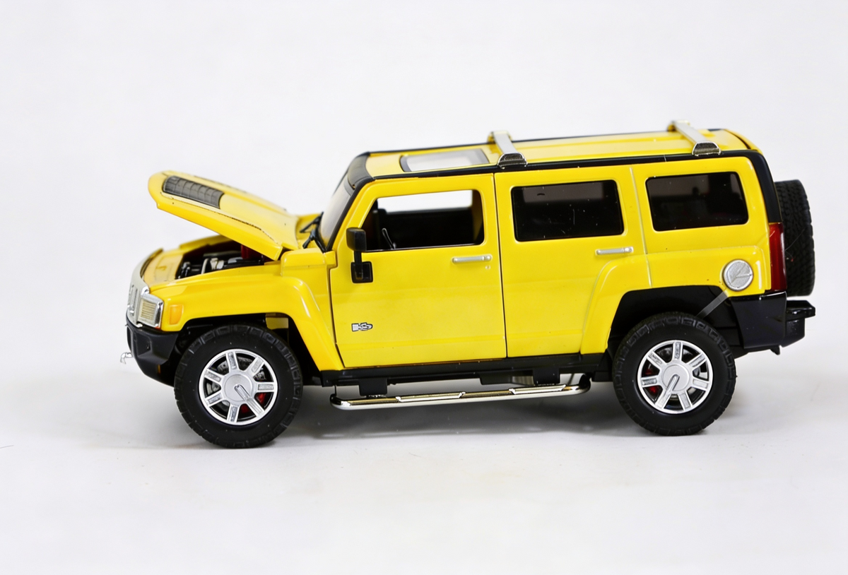 Power Joy Vroom Vroom DC Licensed MSZ 1:24 Diecast Metal with Pull Back, Lights and Sound Assorted - Sold per piece (Selection is random and subject to availability)
