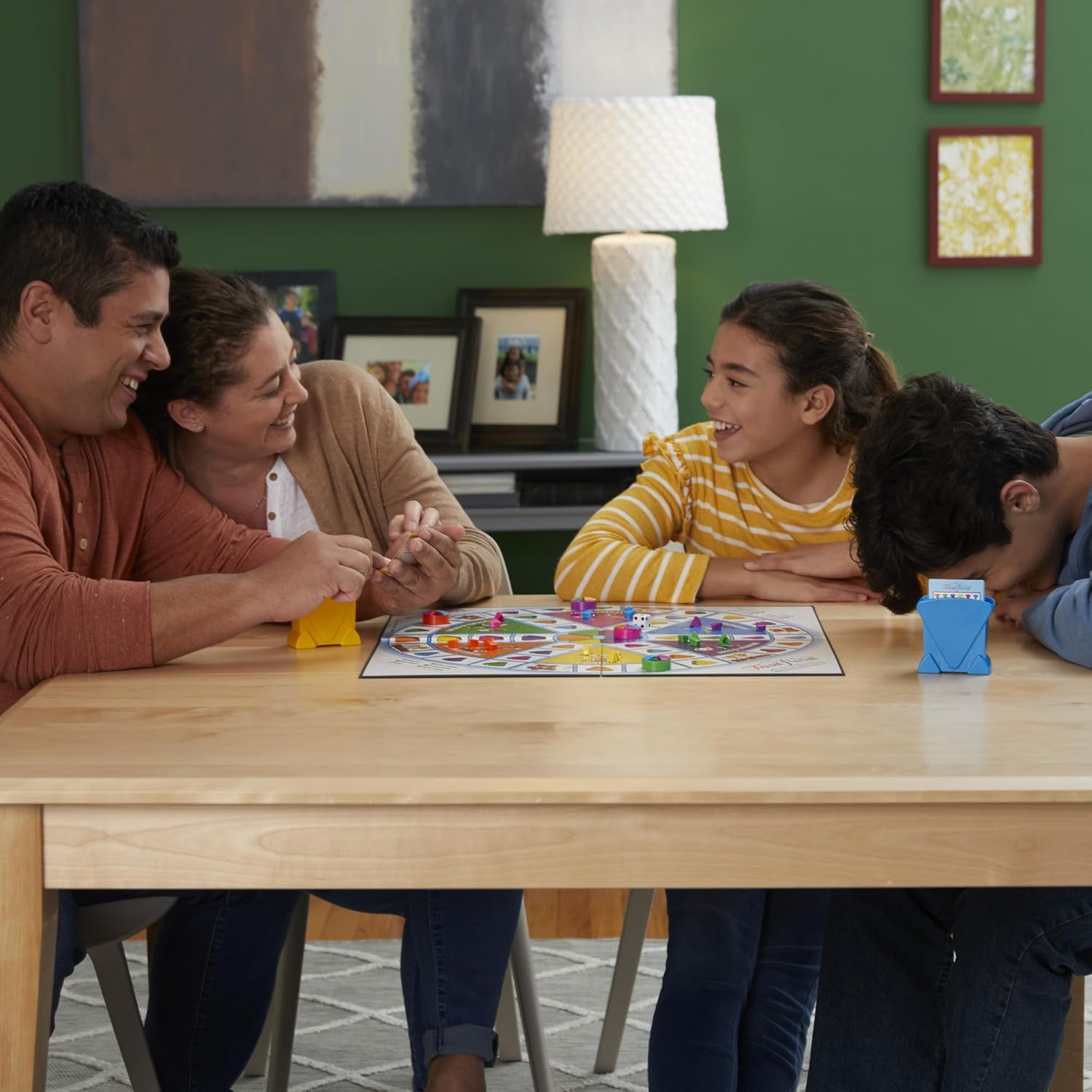 Hasbro Games Trivial Pursuit Family Game Edition