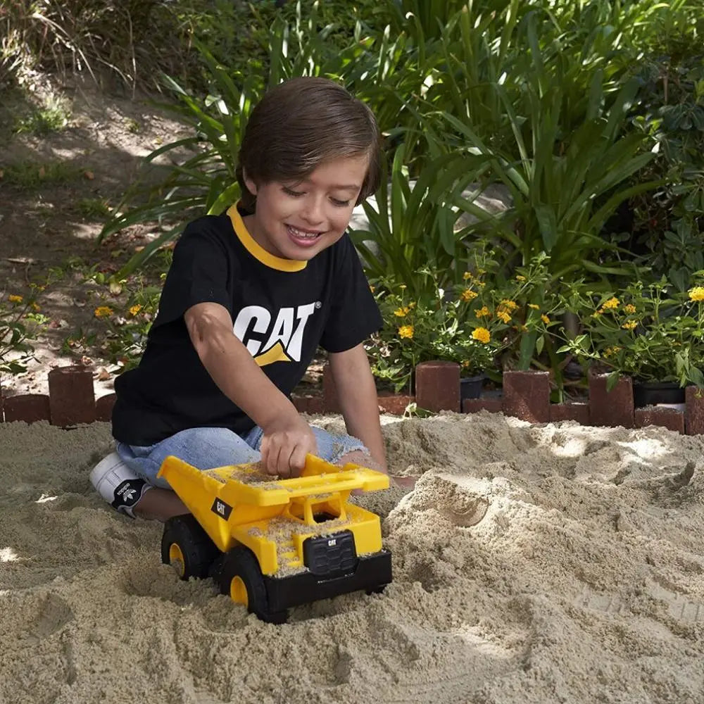 CAT TOUGH CONSTRUCTION FLEET DUMP TRUCK