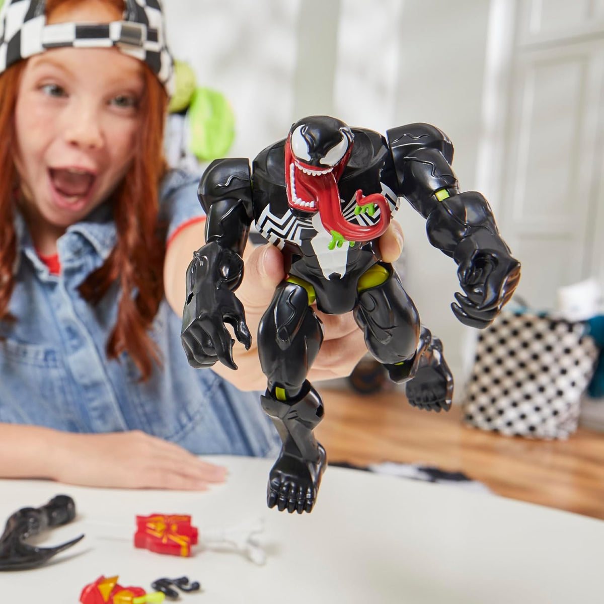 Marvel Spiderman Mixmashers Venom Action Figure