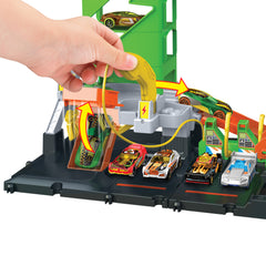 Hot Wheels City Super Recharge Fuel Station with 1:64 Scale Playset for Kids