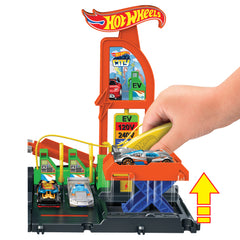 Hot Wheels City Super Recharge Fuel Station with 1:64 Scale Playset for Kids
