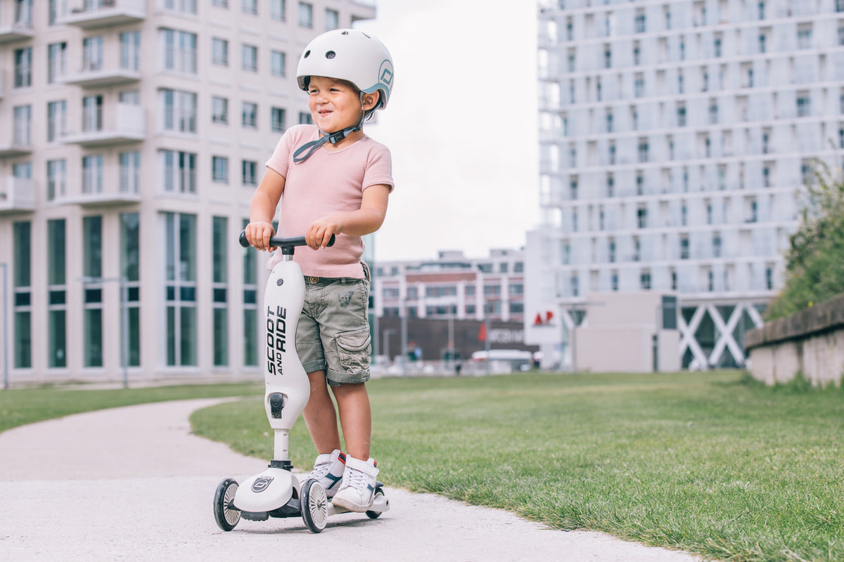 Scoot & Ride Highwaykick 1 Ash