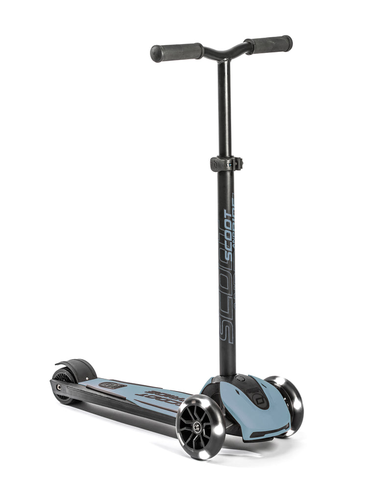 Scoot & Ride Highwaykick 5 LED Steel