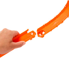 Hot Wheels Track Creator Deluxe Speed Snap Track Pack with 2 Cars
