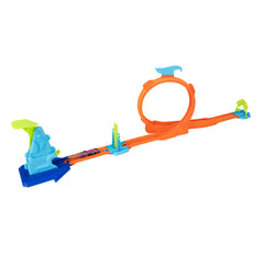 Hot Wheels Stunt Champion Loop Track Set with 1:64 Scale Vehicle – Assorted