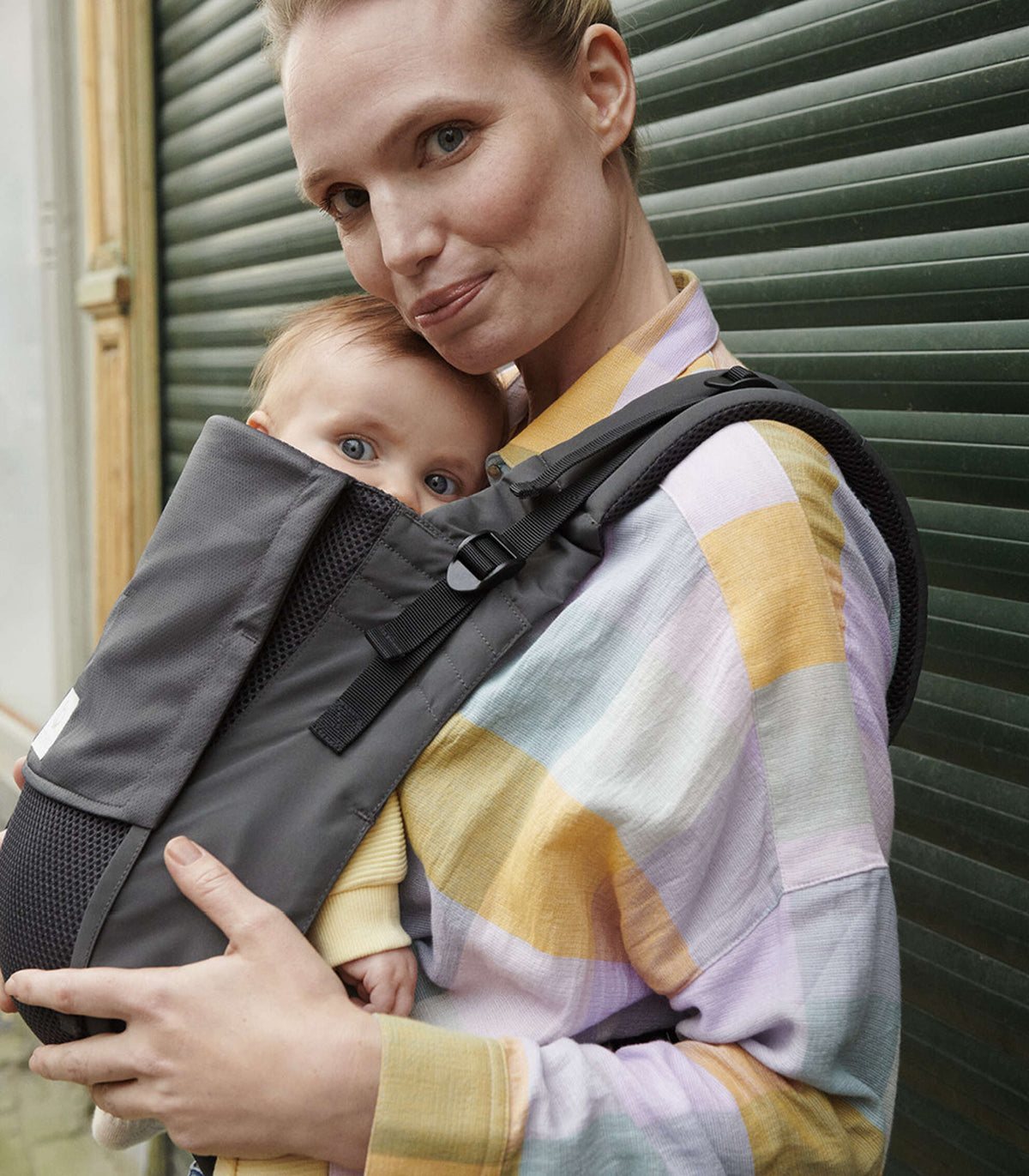 Stokke Limas Mesh Baby Carrier Anthracite Breathable Ergonomic Newborn Toddler Carrier