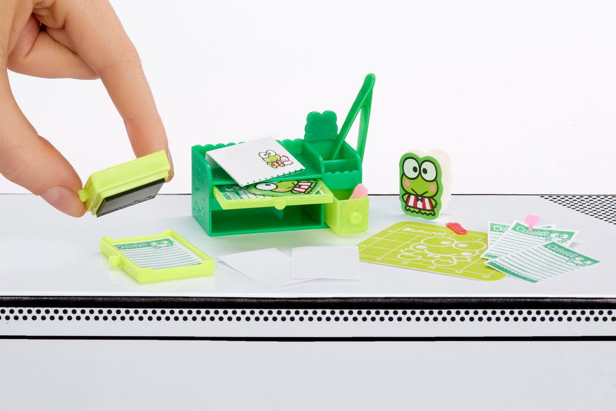 Miniverse Make It Mini Sanrio Mini Collectibles Blind Box Series Featuring Hello Kitty, Kuromi, Cinnamoroll & Keroppi